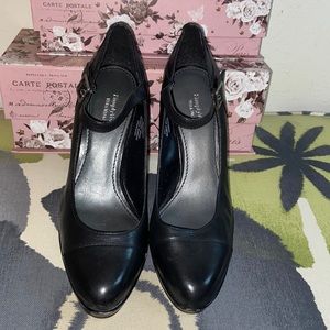 Simply Vera Black Heels